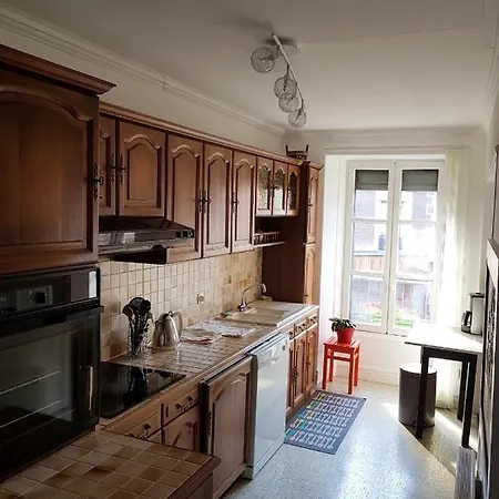 Cosy A 65 M² Avec Jardin Terrasse شقة *