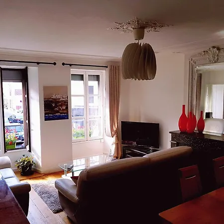 Cosy A 65 M² Avec Jardin Terrasse Langogne